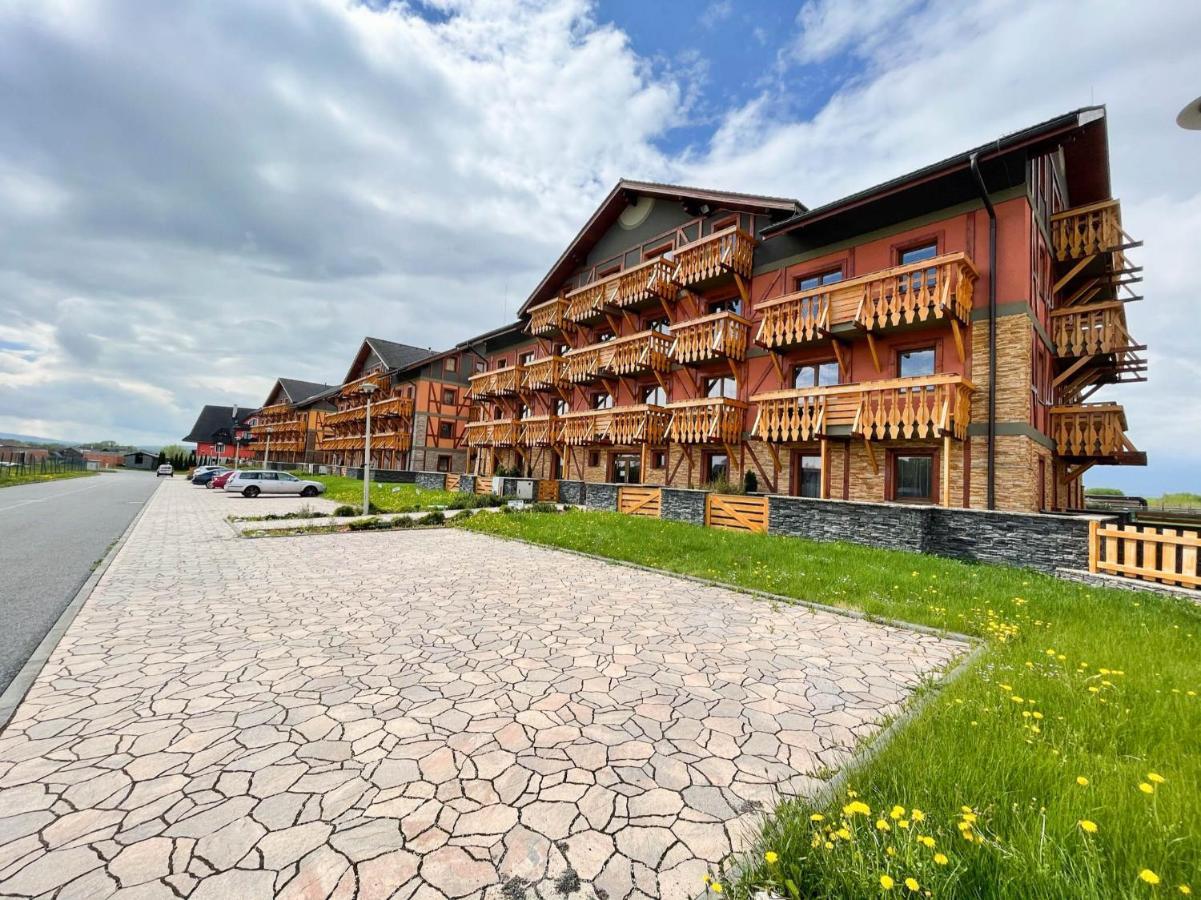 Apartment With Terrace & Amazing View Vel'ka Lomnica Exteriör bild