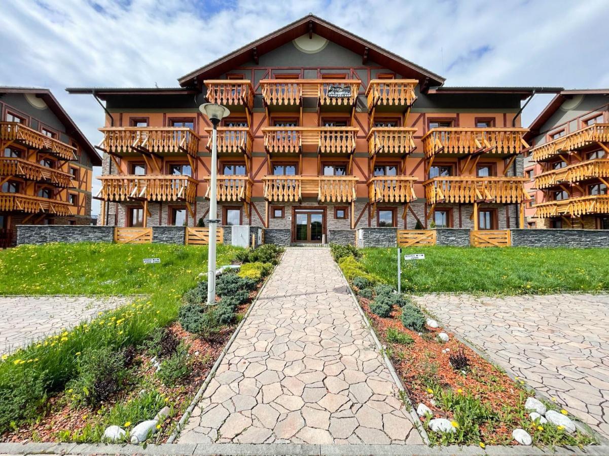 Apartment With Terrace & Amazing View Vel'ka Lomnica Exteriör bild